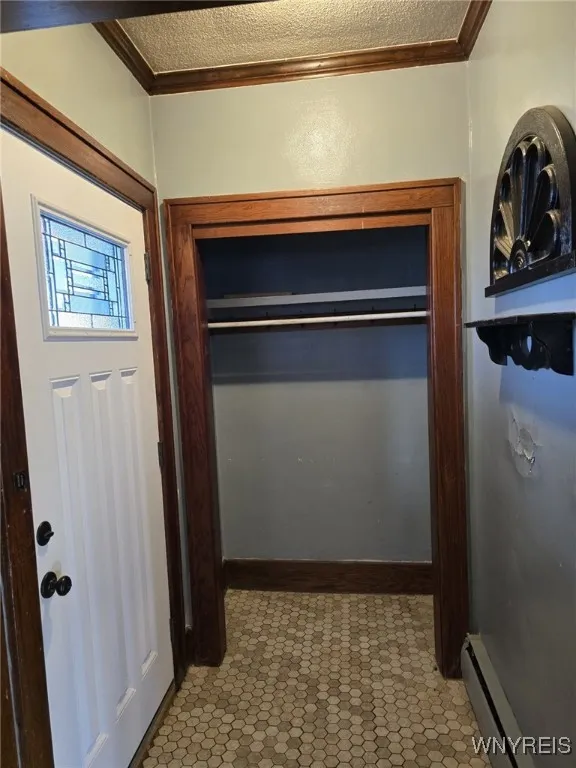 131 61st Street, Niagara Falls, New York 14304, Niagara Falls, New York 14304, 2 Bedrooms Bedrooms, 5 Rooms Rooms,2 BathroomsBathrooms,Residential,For Sale,131 61st Street, Niagara Falls, New York 14304,0,B1644507