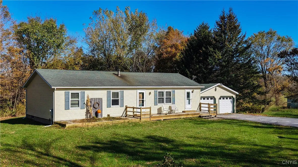 9001 Summit Road, Paris, New York 13318, Paris, New York 13318, 3 Bedrooms Bedrooms, 8 Rooms Rooms,2 BathroomsBathrooms,Residential,Closed,9001 Summit Road, Paris, New York 13318,0,S1641173