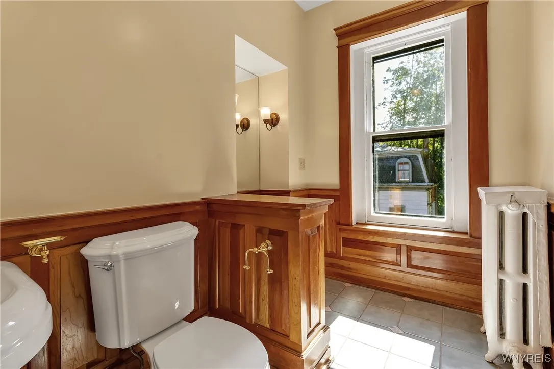 196 Linwood Avenue, Buffalo, New York 14209, Buffalo, New York 14209, 4 Bedrooms Bedrooms, ,Multi Family,For Sale,196 Linwood Avenue, Buffalo, New York 14209,0,B1642482