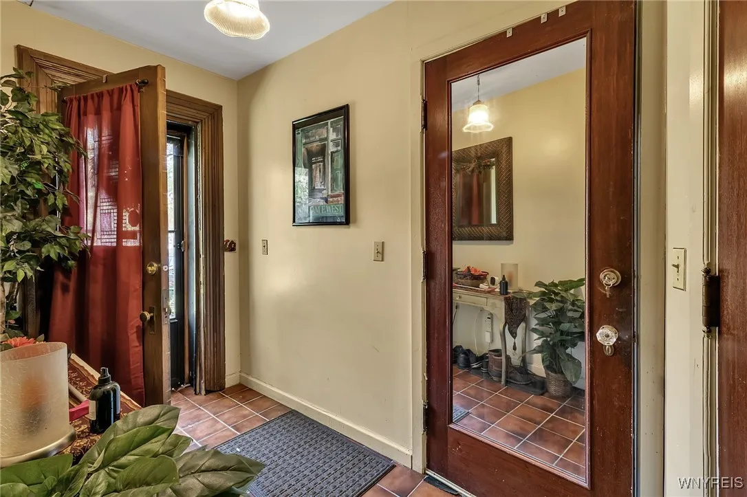 196 Linwood Avenue, Buffalo, New York 14209, Buffalo, New York 14209, 4 Bedrooms Bedrooms, ,Multi Family,For Sale,196 Linwood Avenue, Buffalo, New York 14209,0,B1642482