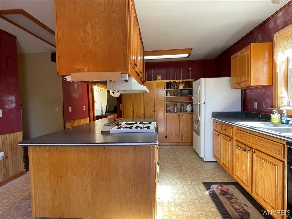 9954 Vermont Hill Road, Holland, New York 14080, Holland, New York 14080, 5 Bedrooms Bedrooms, ,2 BathroomsBathrooms,Residential,For Sale,9954 Vermont Hill Road, Holland, New York 14080,0,B1644462