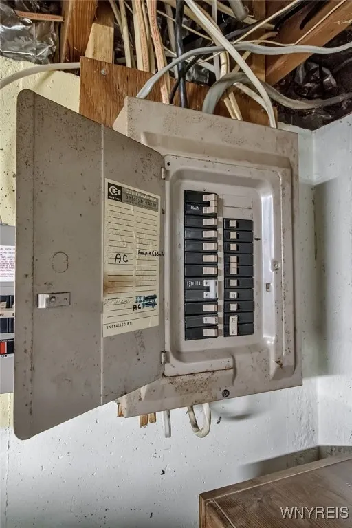 84 Midland Avenue, Tonawanda, New York 14223, Tonawanda, New York 14223, 3 Bedrooms Bedrooms, 7 Rooms Rooms,2 BathroomsBathrooms,Residential,For Sale,84 Midland Avenue, Tonawanda, New York 14223,0,B1644490