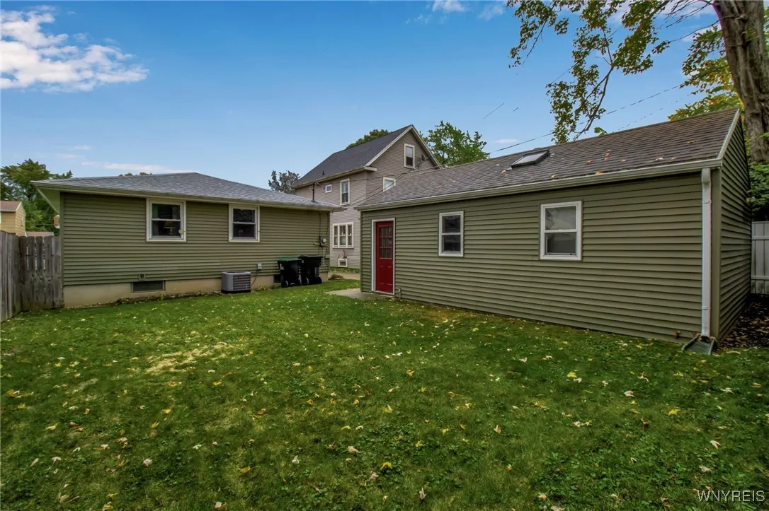 84 Midland Avenue, Tonawanda, New York 14223, Tonawanda, New York 14223, 3 Bedrooms Bedrooms, 7 Rooms Rooms,2 BathroomsBathrooms,Residential,For Sale,84 Midland Avenue, Tonawanda, New York 14223,0,B1644490
