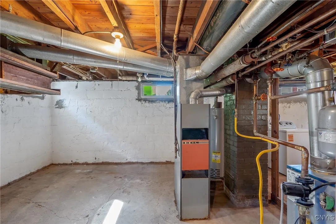 Everything is clean and in excellent condition!