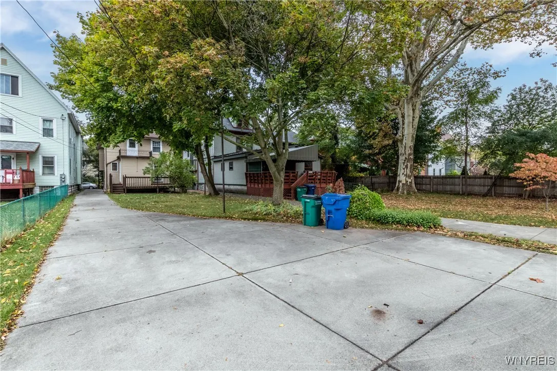 301 Woodward Avenue, Buffalo, New York 14214, Buffalo, New York 14214, 3 Bedrooms Bedrooms, 7 Rooms Rooms,1 BathroomBathrooms,Residential,For Sale,301 Woodward Avenue, Buffalo, New York 14214,0,B1644365