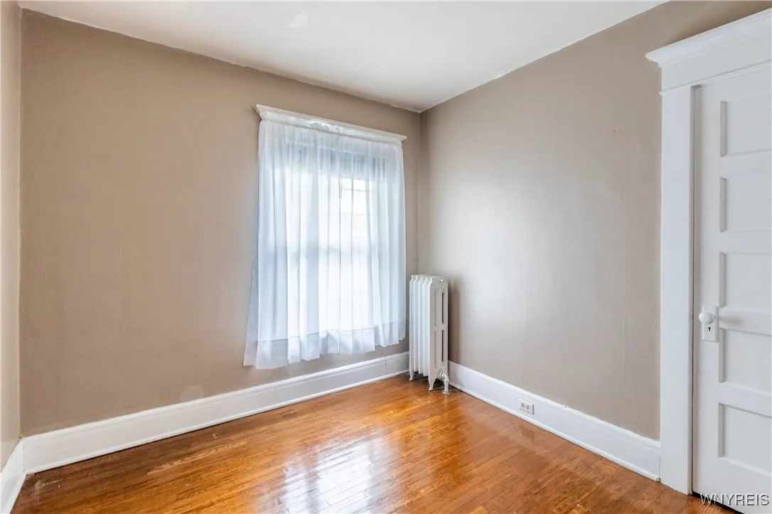 301 Woodward Avenue, Buffalo, New York 14214, Buffalo, New York 14214, 3 Bedrooms Bedrooms, 7 Rooms Rooms,1 BathroomBathrooms,Residential,For Sale,301 Woodward Avenue, Buffalo, New York 14214,0,B1644365