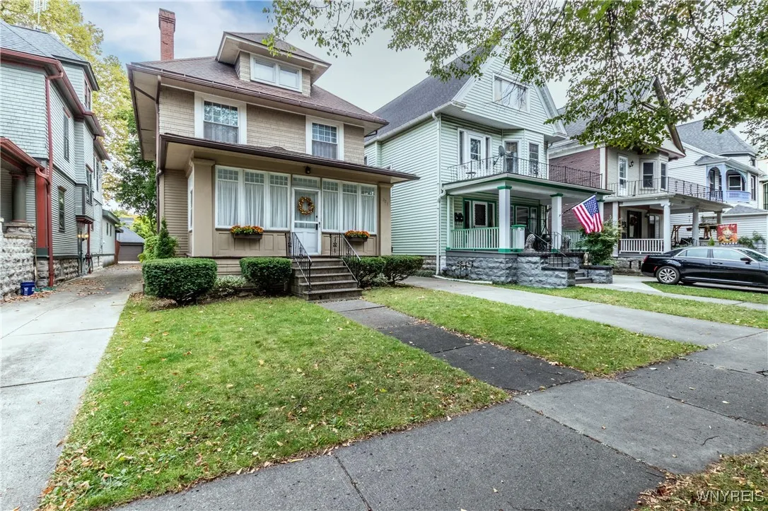 301 Woodward Avenue, Buffalo, New York 14214, Buffalo, New York 14214, 3 Bedrooms Bedrooms, 7 Rooms Rooms,1 BathroomBathrooms,Residential,For Sale,301 Woodward Avenue, Buffalo, New York 14214,0,B1644365