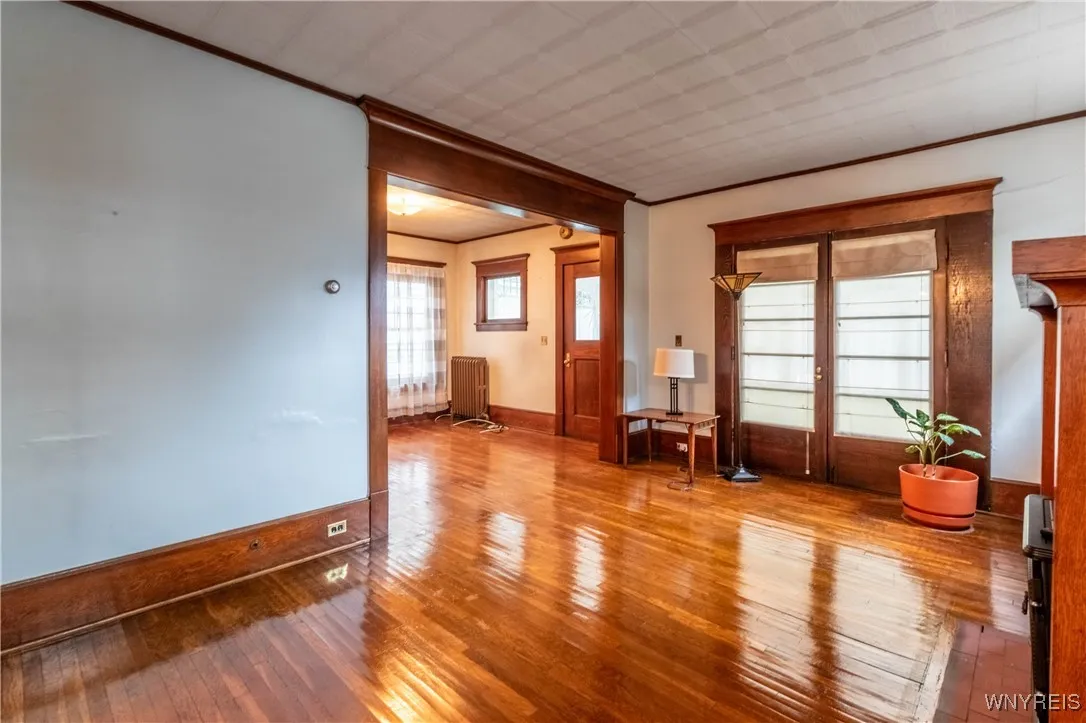 301 Woodward Avenue, Buffalo, New York 14214, Buffalo, New York 14214, 3 Bedrooms Bedrooms, 7 Rooms Rooms,1 BathroomBathrooms,Residential,For Sale,301 Woodward Avenue, Buffalo, New York 14214,0,B1644365