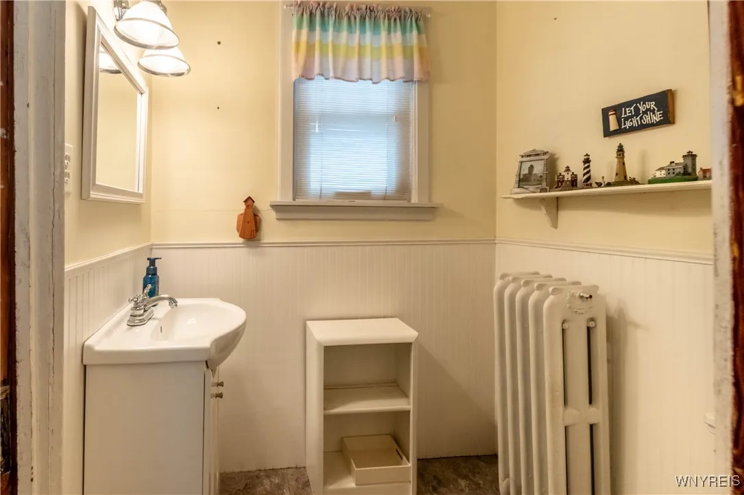 301 Woodward Avenue, Buffalo, New York 14214, Buffalo, New York 14214, 3 Bedrooms Bedrooms, 7 Rooms Rooms,1 BathroomBathrooms,Residential,For Sale,301 Woodward Avenue, Buffalo, New York 14214,0,B1644365