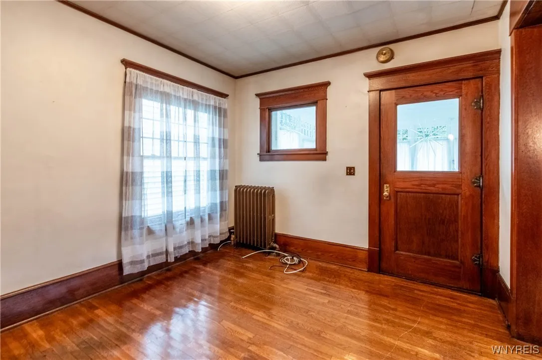 301 Woodward Avenue, Buffalo, New York 14214, Buffalo, New York 14214, 3 Bedrooms Bedrooms, 7 Rooms Rooms,1 BathroomBathrooms,Residential,For Sale,301 Woodward Avenue, Buffalo, New York 14214,0,B1644365