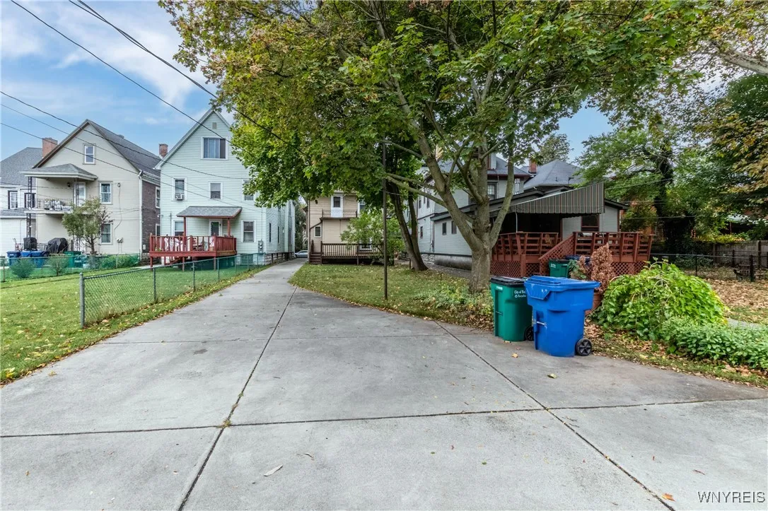 301 Woodward Avenue, Buffalo, New York 14214, Buffalo, New York 14214, 3 Bedrooms Bedrooms, 7 Rooms Rooms,1 BathroomBathrooms,Residential,For Sale,301 Woodward Avenue, Buffalo, New York 14214,0,B1644365