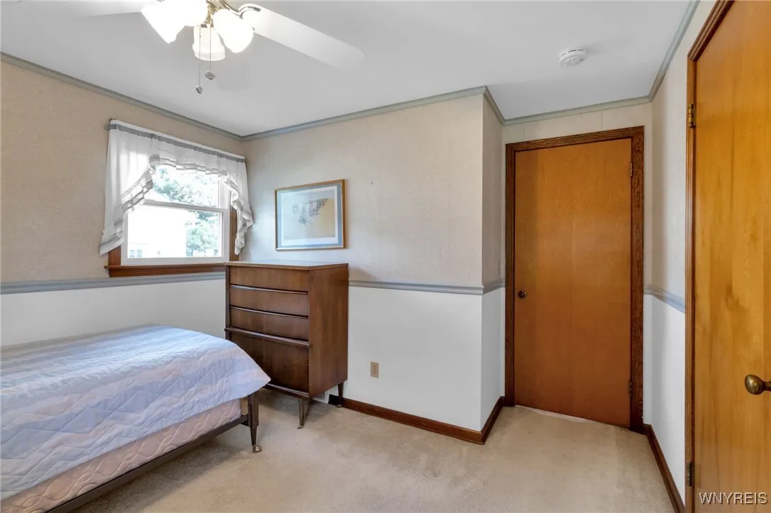 4520 Greenbriar Road, Clarence, New York 14221, Clarence, New York 14221, 3 Bedrooms Bedrooms, 8 Rooms Rooms,2 BathroomsBathrooms,Residential,For Sale,4520 Greenbriar Road, Clarence, New York 14221,0,B1644123