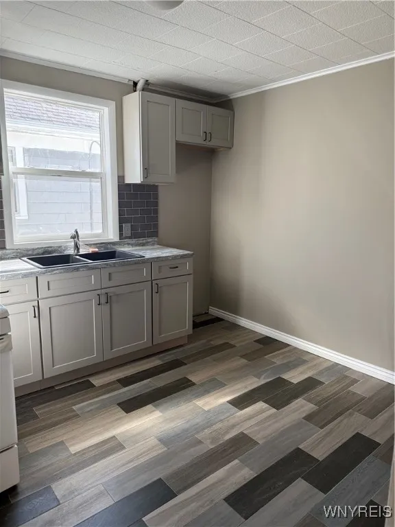 274 Washington Avenue Upper, Tonawanda, New York 1, Tonawanda, New York 14217, 2 Bedrooms Bedrooms, 5 Rooms Rooms,1 BathroomBathrooms,Residential Lease,For Rent,274 Washington Avenue Upper, Tonawanda, New York 1,0,B1644739