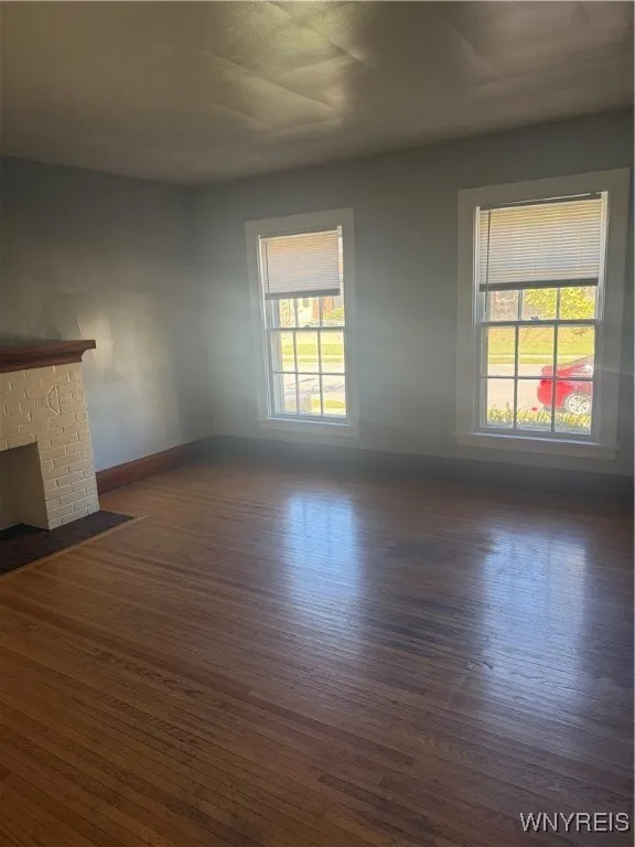 274 Washington Avenue Lower, Tonawanda, New York 1, Tonawanda, New York 14217, 2 Bedrooms Bedrooms, 5 Rooms Rooms,1 BathroomBathrooms,Residential Lease,For Rent,274 Washington Avenue Lower, Tonawanda, New York 1,0,B1644745