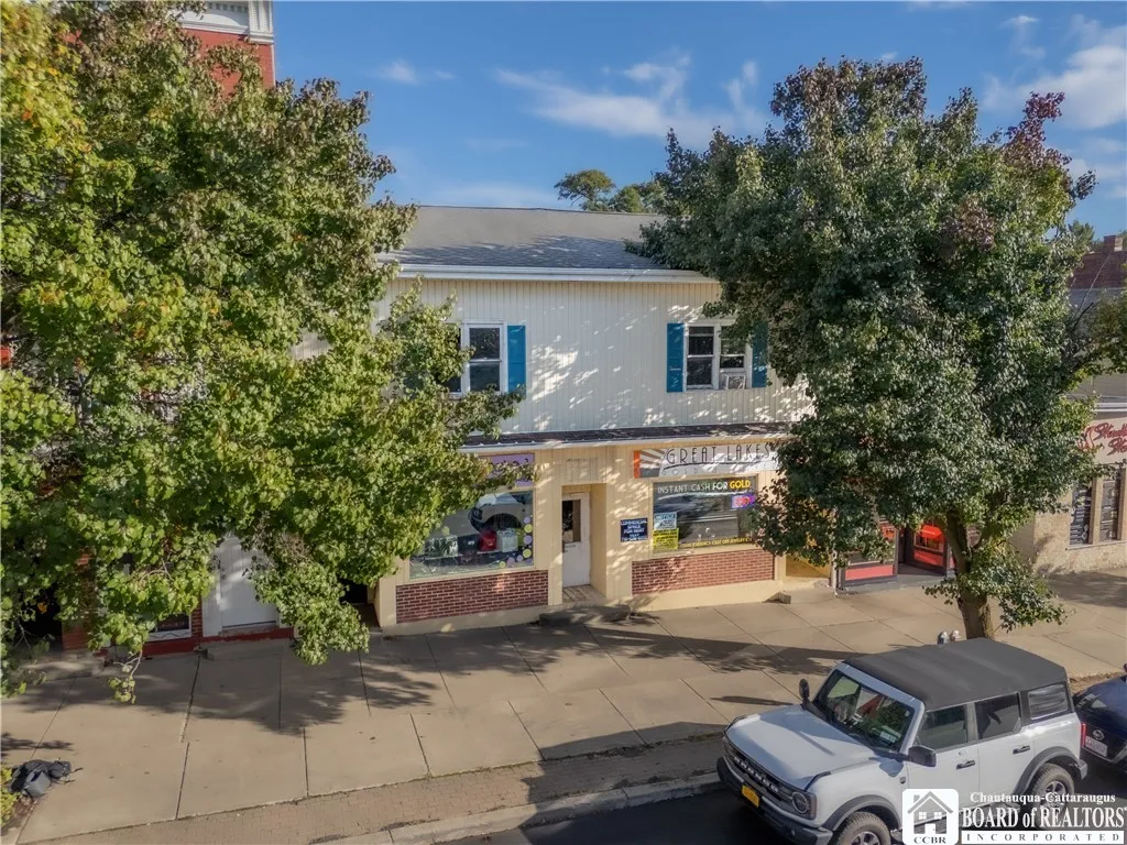 38-42 West Main Street, Pomfret, New York 14063, Pomfret, New York 14063, 3 Bedrooms Bedrooms, ,Multi Family,For Sale,38-42 West Main Street, Pomfret, New York 14063,0,R1644272