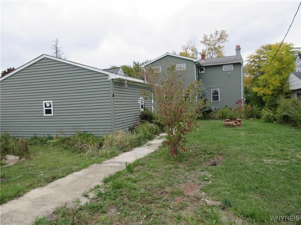 46 Princeton Court, Cheektowaga, New York 14225, Cheektowaga, New York 14225, 5 Bedrooms Bedrooms, 7 Rooms Rooms,3 BathroomsBathrooms,Residential,For Sale,46 Princeton Court, Cheektowaga, New York 14225,0,B1644763