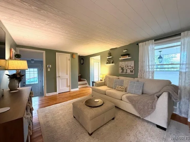 117 Old Colony Avenue, Tonawanda, New York 14150, Tonawanda, New York 14150, 3 Bedrooms Bedrooms, 6 Rooms Rooms,2 BathroomsBathrooms,Residential,For Sale,117 Old Colony Avenue, Tonawanda, New York 14150,0,B1644789