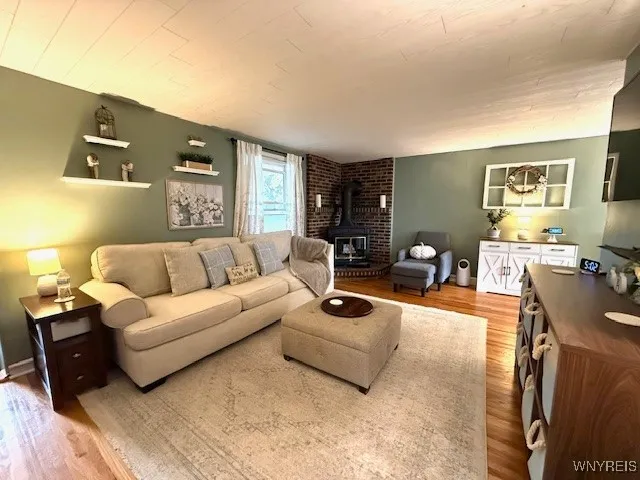 117 Old Colony Avenue, Tonawanda, New York 14150, Tonawanda, New York 14150, 3 Bedrooms Bedrooms, 6 Rooms Rooms,2 BathroomsBathrooms,Residential,For Sale,117 Old Colony Avenue, Tonawanda, New York 14150,0,B1644789