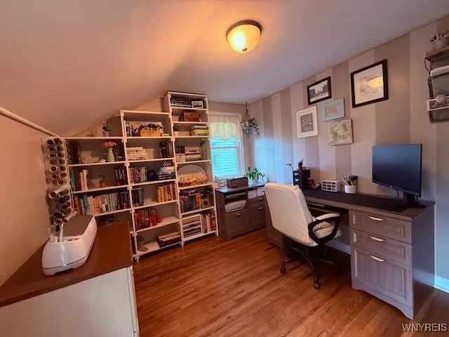 117 Old Colony Avenue, Tonawanda, New York 14150, Tonawanda, New York 14150, 3 Bedrooms Bedrooms, 6 Rooms Rooms,2 BathroomsBathrooms,Residential,For Sale,117 Old Colony Avenue, Tonawanda, New York 14150,0,B1644789