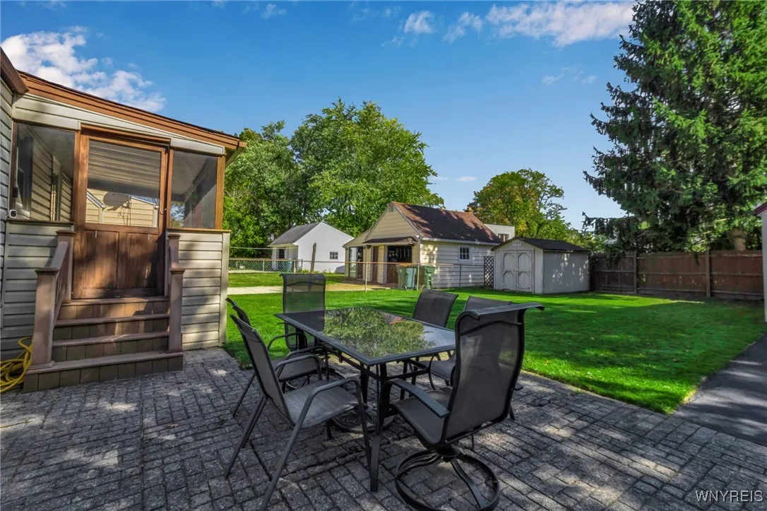 33 Jackson Avenue, North Tonawanda, New York 14120, North Tonawanda, New York 14120, 3 Bedrooms Bedrooms, 9 Rooms Rooms,2 BathroomsBathrooms,Residential,For Sale,33 Jackson Avenue, North Tonawanda, New York 14120,0,B1644737