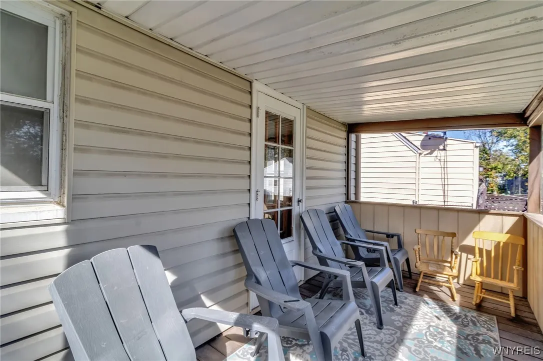 33 Jackson Avenue, North Tonawanda, New York 14120, North Tonawanda, New York 14120, 3 Bedrooms Bedrooms, 9 Rooms Rooms,2 BathroomsBathrooms,Residential,For Sale,33 Jackson Avenue, North Tonawanda, New York 14120,0,B1644737