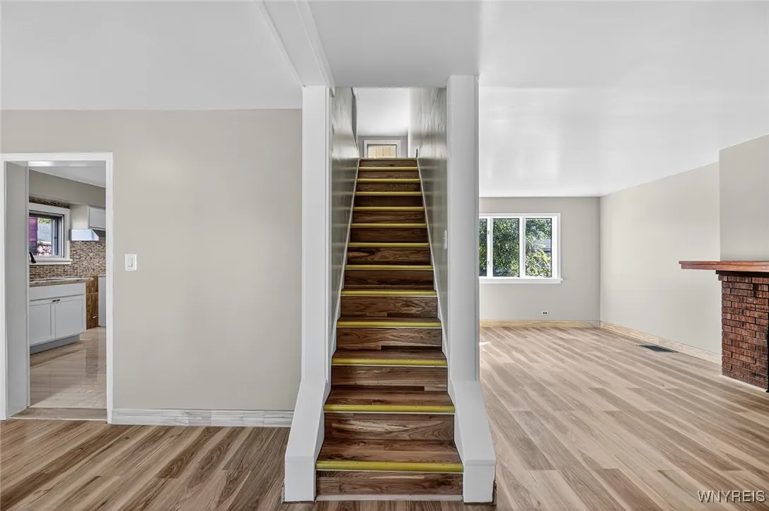 689 Longmeadow Road, Amherst, New York 14226, Amherst, New York 14226, 3 Bedrooms Bedrooms, 8 Rooms Rooms,2 BathroomsBathrooms,Residential,For Sale,689 Longmeadow Road, Amherst, New York 14226,0,B1644771