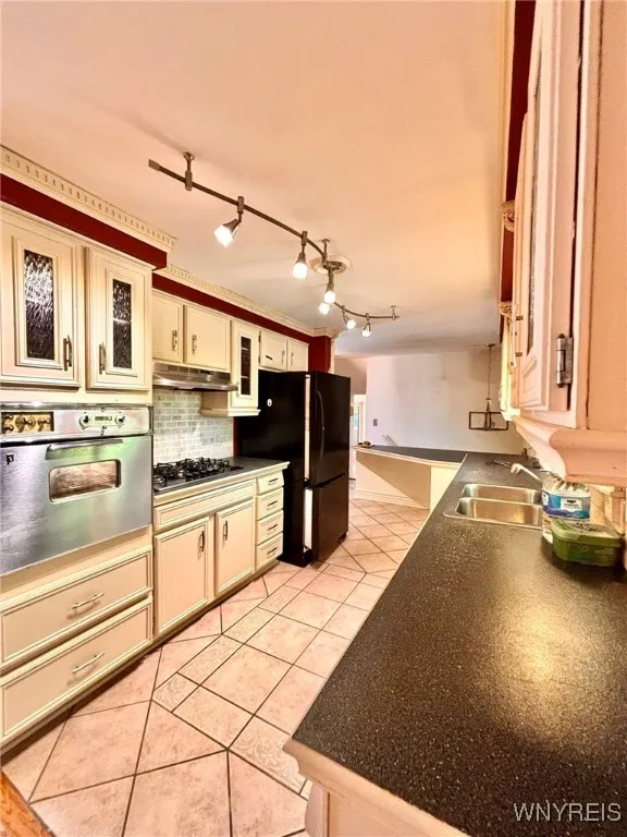 1700 Southwestern Boulevard, West Seneca, New York, West Seneca, New York 14224, 3 Bedrooms Bedrooms, 9 Rooms Rooms,1 BathroomBathrooms,Residential,For Sale,1700 Southwestern Boulevard, West Seneca, New York,0,B1644483