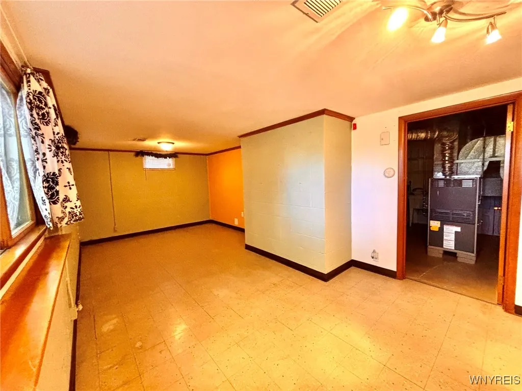 1700 Southwestern Boulevard, West Seneca, New York, West Seneca, New York 14224, 3 Bedrooms Bedrooms, 9 Rooms Rooms,1 BathroomBathrooms,Residential,For Sale,1700 Southwestern Boulevard, West Seneca, New York,0,B1644483