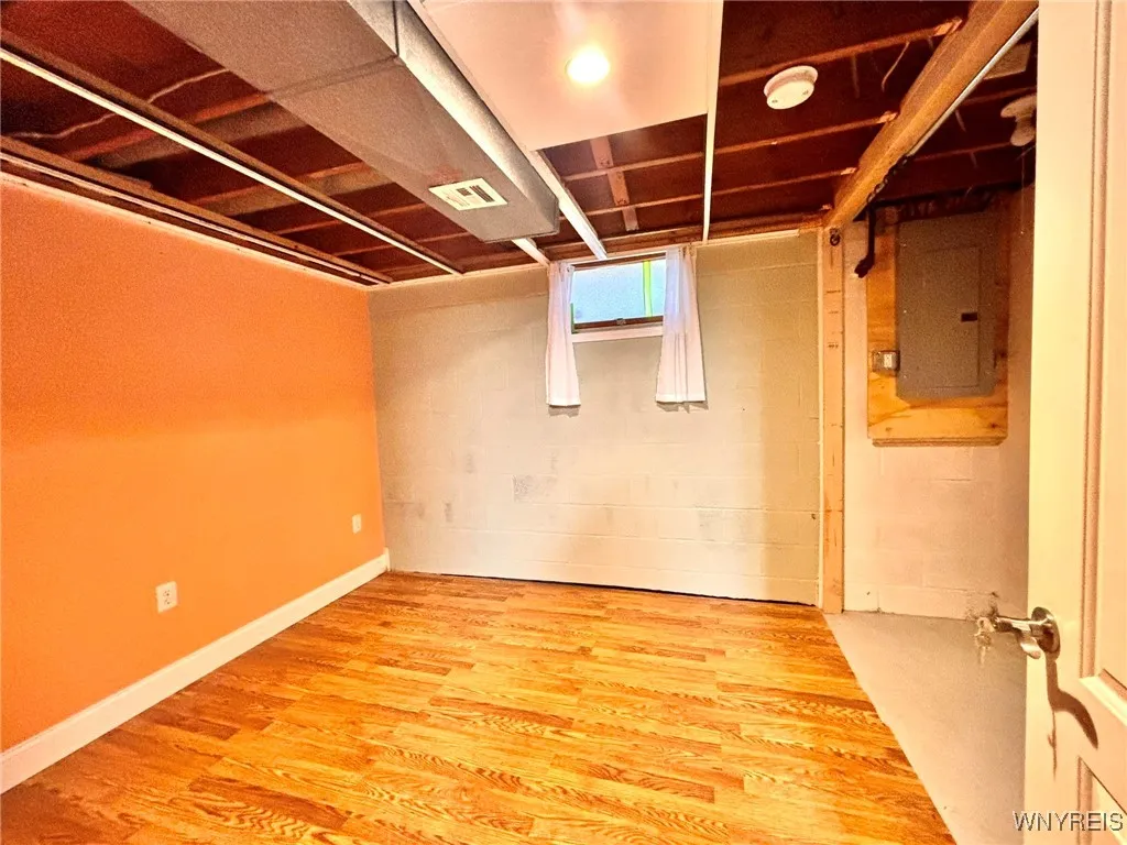 1700 Southwestern Boulevard, West Seneca, New York, West Seneca, New York 14224, 3 Bedrooms Bedrooms, 9 Rooms Rooms,1 BathroomBathrooms,Residential,For Sale,1700 Southwestern Boulevard, West Seneca, New York,0,B1644483