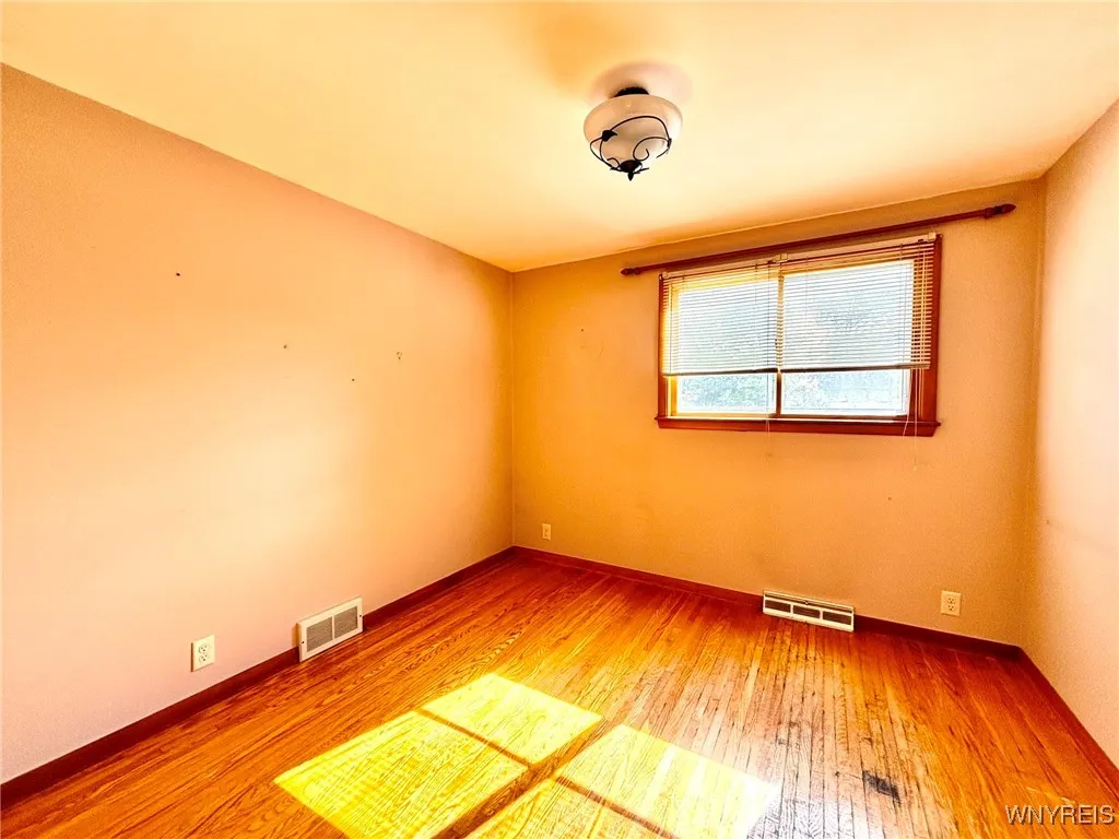 1700 Southwestern Boulevard, West Seneca, New York, West Seneca, New York 14224, 3 Bedrooms Bedrooms, 9 Rooms Rooms,1 BathroomBathrooms,Residential,For Sale,1700 Southwestern Boulevard, West Seneca, New York,0,B1644483