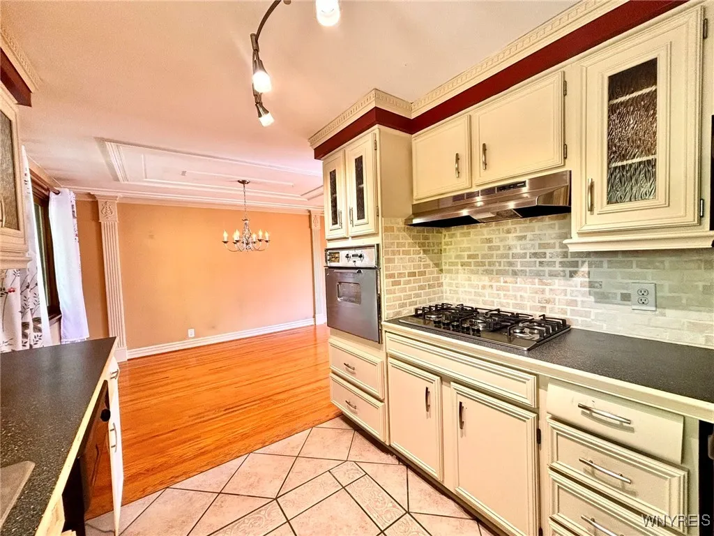 1700 Southwestern Boulevard, West Seneca, New York, West Seneca, New York 14224, 3 Bedrooms Bedrooms, 9 Rooms Rooms,1 BathroomBathrooms,Residential,For Sale,1700 Southwestern Boulevard, West Seneca, New York,0,B1644483