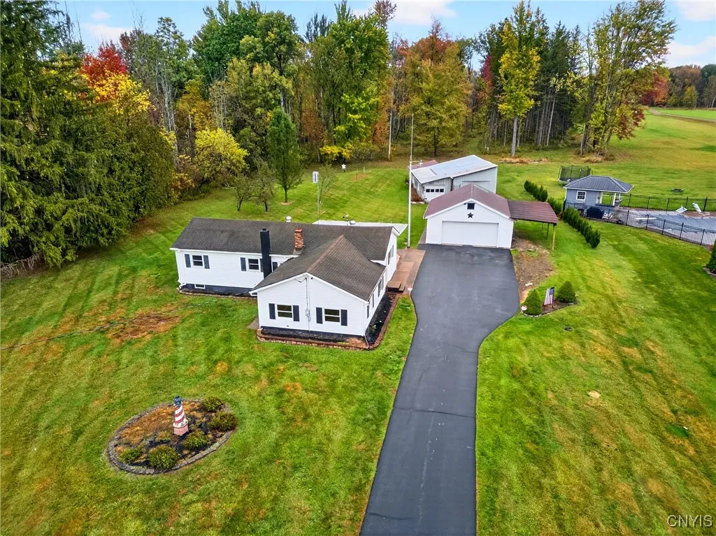 3405 Center Street, Verona, New York 13054, Verona, New York 13054, 3 Bedrooms Bedrooms, 6 Rooms Rooms,1 BathroomBathrooms,Residential,For Sale,3405 Center Street, Verona, New York 13054,0,S1644340