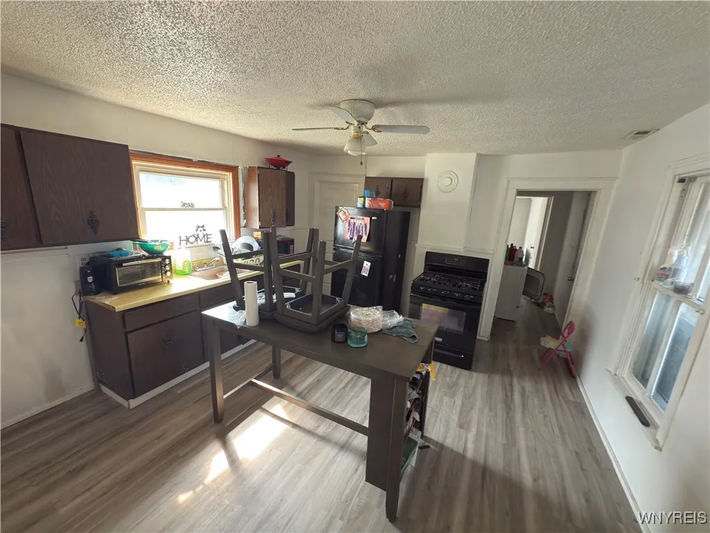 839 Perry Street, Buffalo, New York 14210, Buffalo, New York 14210, 6 Bedrooms Bedrooms, ,2 BathroomsBathrooms,Residential,For Sale,839 Perry Street, Buffalo, New York 14210,0,B1643219