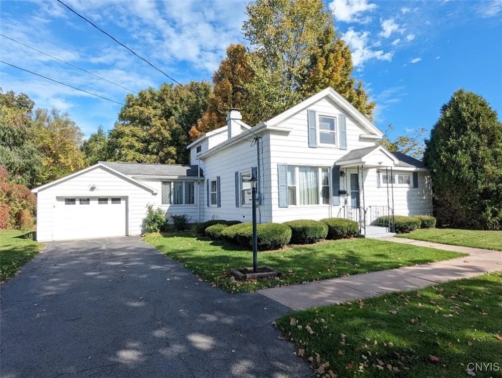 118 Macarthur Place, Lenox, New York 13032, Lenox, New York 13032, 3 Bedrooms Bedrooms, 5 Rooms Rooms,1 BathroomBathrooms,Residential,For Sale,118 Macarthur Place, Lenox, New York 13032,0,S1642022