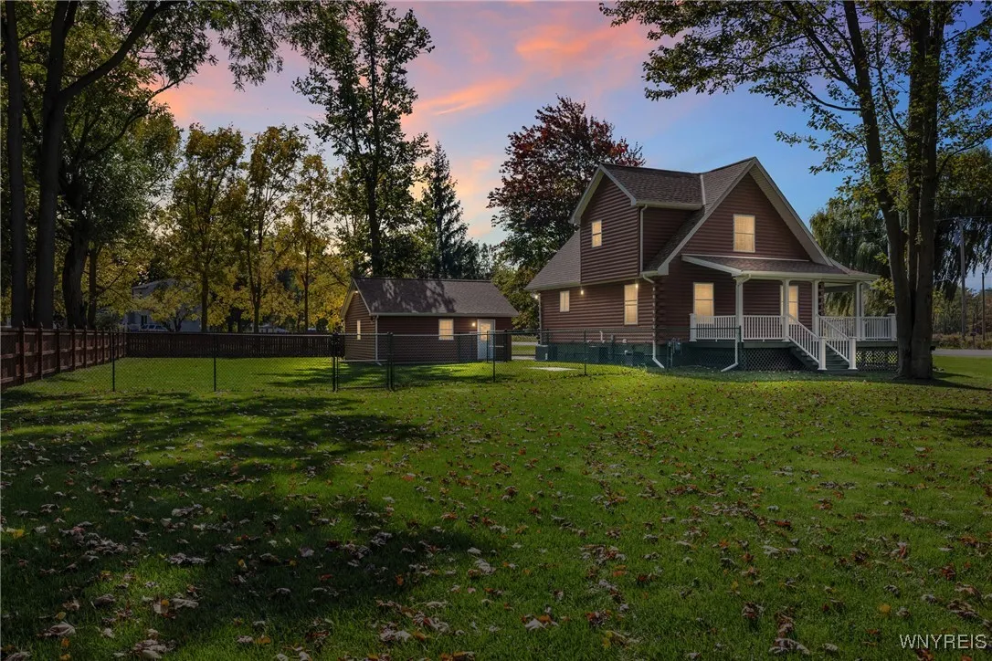 3301 Hess Road, Newfane, New York 14094, Newfane, New York 14094, 3 Bedrooms Bedrooms, 5 Rooms Rooms,2 BathroomsBathrooms,Residential,For Sale,3301 Hess Road, Newfane, New York 14094,0,B1644543