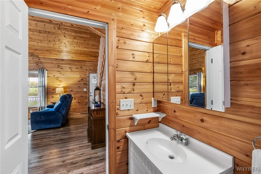 3301 Hess Road, Newfane, New York 14094, Newfane, New York 14094, 3 Bedrooms Bedrooms, 5 Rooms Rooms,2 BathroomsBathrooms,Residential,For Sale,3301 Hess Road, Newfane, New York 14094,0,B1644543