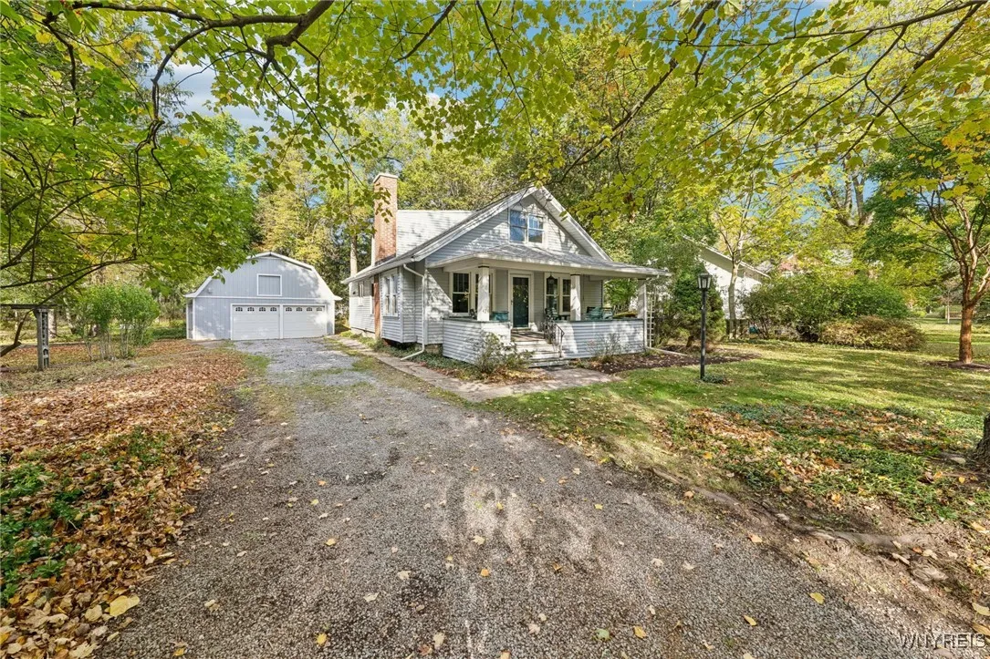 424 Linden Ave, Aurora, New York 14052, Aurora, New York 14052, 4 Bedrooms Bedrooms, 8 Rooms Rooms,2 BathroomsBathrooms,Residential,For Sale,424 Linden Ave, Aurora, New York 14052,0,B1644194