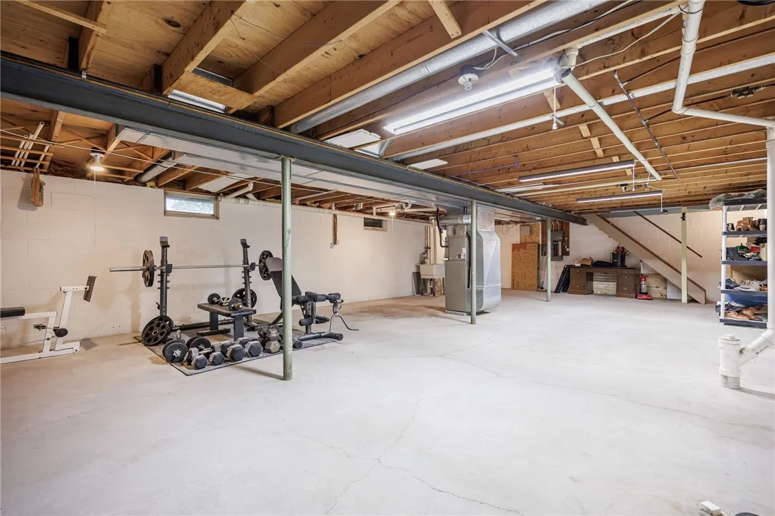 99 Larkins Crossing, Greece, New York 14612, Greece, New York 14612, 2 Bedrooms Bedrooms, 7 Rooms Rooms,2 BathroomsBathrooms,Residential,For Sale,99 Larkins Crossing, Greece, New York 14612,0,R1644573