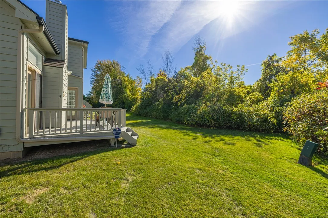 36 Wood Run Commons, Greece, New York 14612, Greece, New York 14612, 2 Bedrooms Bedrooms, 5 Rooms Rooms,2 BathroomsBathrooms,Residential,For Sale,36 Wood Run Commons, Greece, New York 14612,0,R1643944