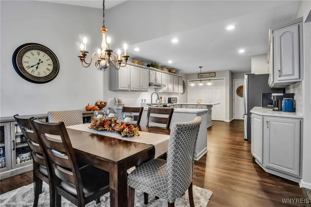 11 Hedge Lane, Lancaster, New York 14086, Lancaster, New York 14086, 2 Bedrooms Bedrooms, 9 Rooms Rooms,2 BathroomsBathrooms,Residential,For Sale,11 Hedge Lane, Lancaster, New York 14086,0,B1643847