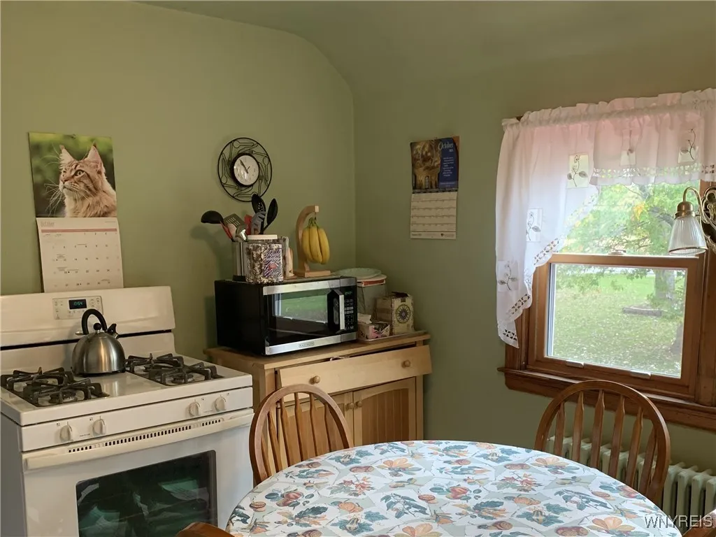 1291 Bullis Road, Elma, New York 14059, Elma, New York 14059, 2 Bedrooms Bedrooms, 5 Rooms Rooms,1 BathroomBathrooms,Residential,For Sale,1291 Bullis Road, Elma, New York 14059,0,B1644907