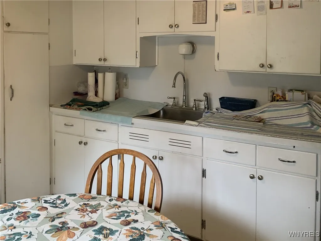 1291 Bullis Road, Elma, New York 14059, Elma, New York 14059, 2 Bedrooms Bedrooms, 5 Rooms Rooms,1 BathroomBathrooms,Residential,For Sale,1291 Bullis Road, Elma, New York 14059,0,B1644907