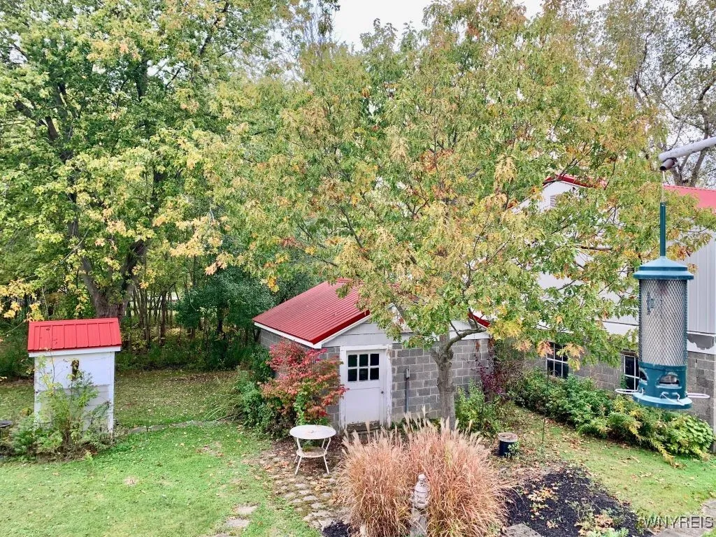 1291 Bullis Road, Elma, New York 14059, Elma, New York 14059, 2 Bedrooms Bedrooms, 5 Rooms Rooms,1 BathroomBathrooms,Residential,For Sale,1291 Bullis Road, Elma, New York 14059,0,B1644907