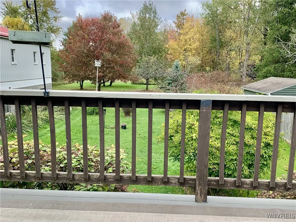 balcony with sunshade awning