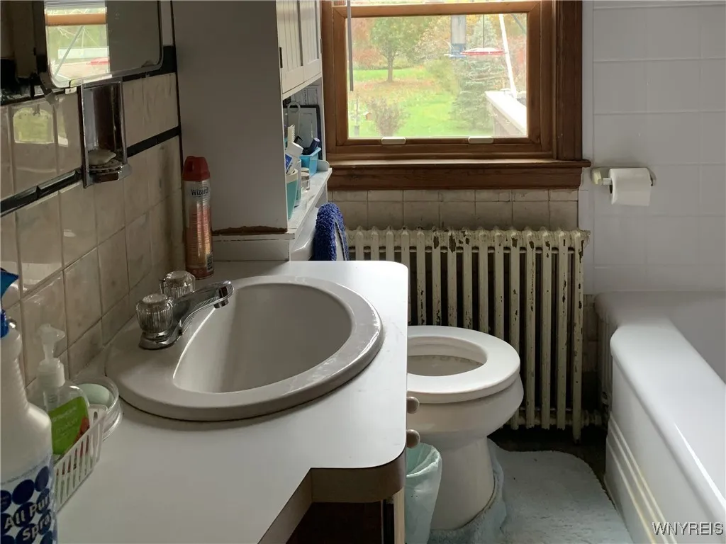 1291 Bullis Road, Elma, New York 14059, Elma, New York 14059, 2 Bedrooms Bedrooms, 5 Rooms Rooms,1 BathroomBathrooms,Residential,For Sale,1291 Bullis Road, Elma, New York 14059,0,B1644907