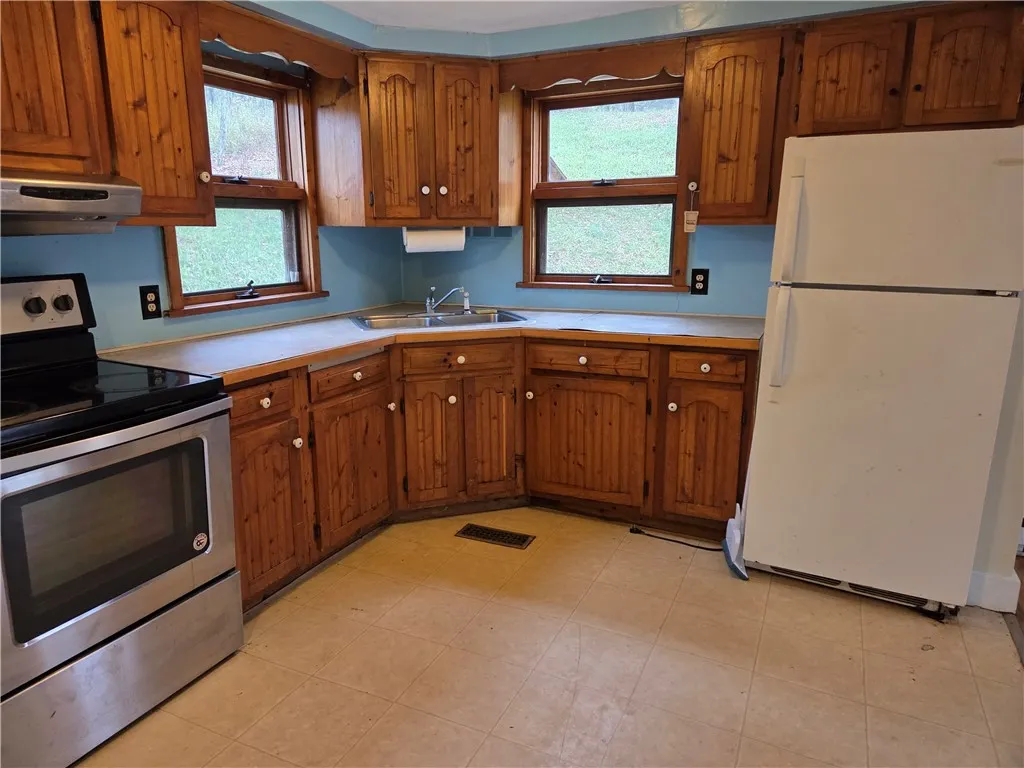 443 Co Hwy 40, Worcester, New York 12197, Worcester, New York 12197, 3 Bedroom Bedrooms, 8 Room Rooms,1 BathroomBathrooms,Residential,For Sale,443 Co Hwy 40, Worcester, New York 12197,0,R1644868