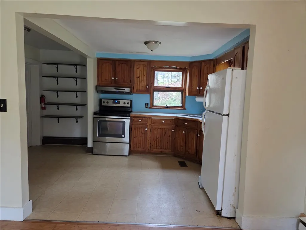 443 Co Hwy 40, Worcester, New York 12197, Worcester, New York 12197, 3 Bedrooms Bedrooms, 8 Rooms Rooms,1 BathroomBathrooms,Residential,For Sale,443 Co Hwy 40, Worcester, New York 12197,0,R1644868