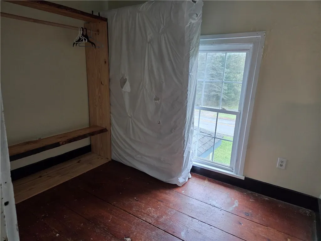 443 Co Hwy 40, Worcester, New York 12197, Worcester, New York 12197, 3 Bedroom Bedrooms, 8 Room Rooms,1 BathroomBathrooms,Residential,For Sale,443 Co Hwy 40, Worcester, New York 12197,0,R1644868
