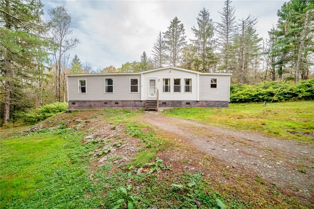 17 Billy Goat Hill Road, Sanford, New York 13865, Sanford, New York 13865, 3 Bedrooms Bedrooms, 6 Rooms Rooms,2 BathroomsBathrooms,Residential,For Sale,17 Billy Goat Hill Road, Sanford, New York 13865,0,R1644968