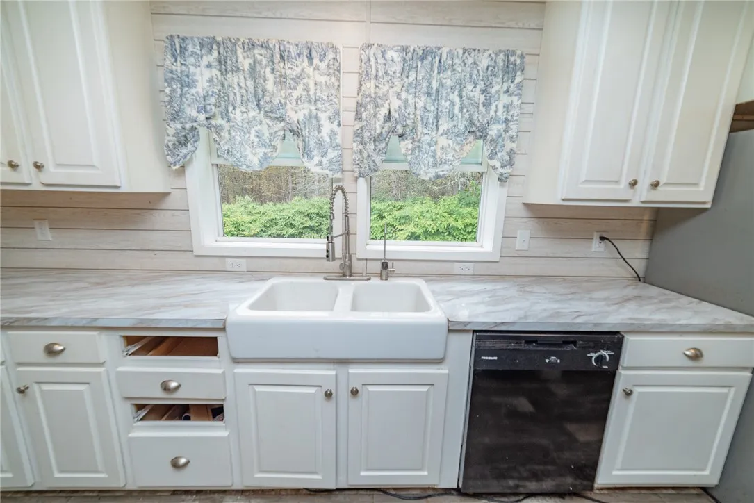 17 Billy Goat Hill Road, Sanford, New York 13865, Sanford, New York 13865, 3 Bedrooms Bedrooms, 6 Rooms Rooms,2 BathroomsBathrooms,Residential,For Sale,17 Billy Goat Hill Road, Sanford, New York 13865,0,R1644968